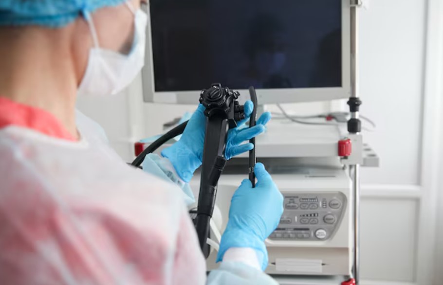 Endoscopy: How It Helps in Diagnosing Gastrointestinal Issues